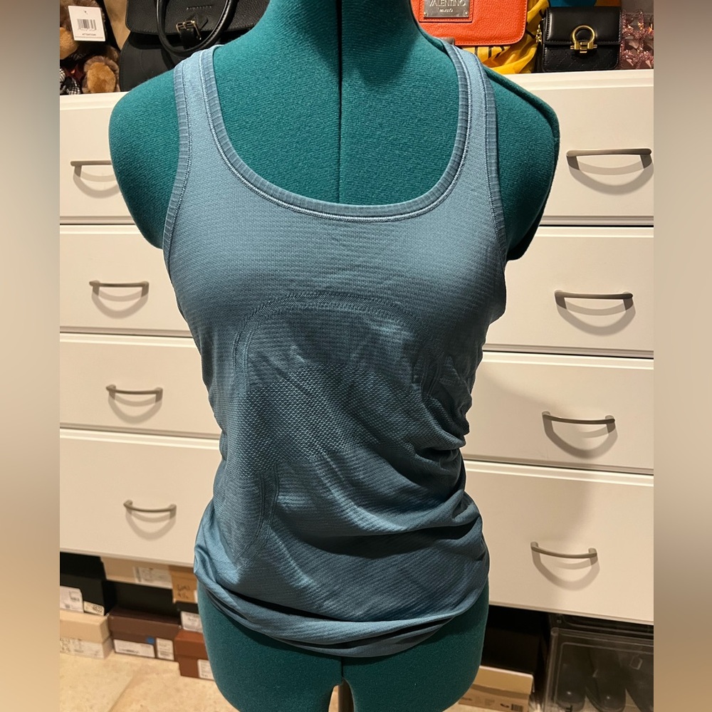 Lululemon Blue Women's Tank Top